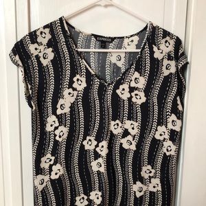 Express short sleeve v neck top